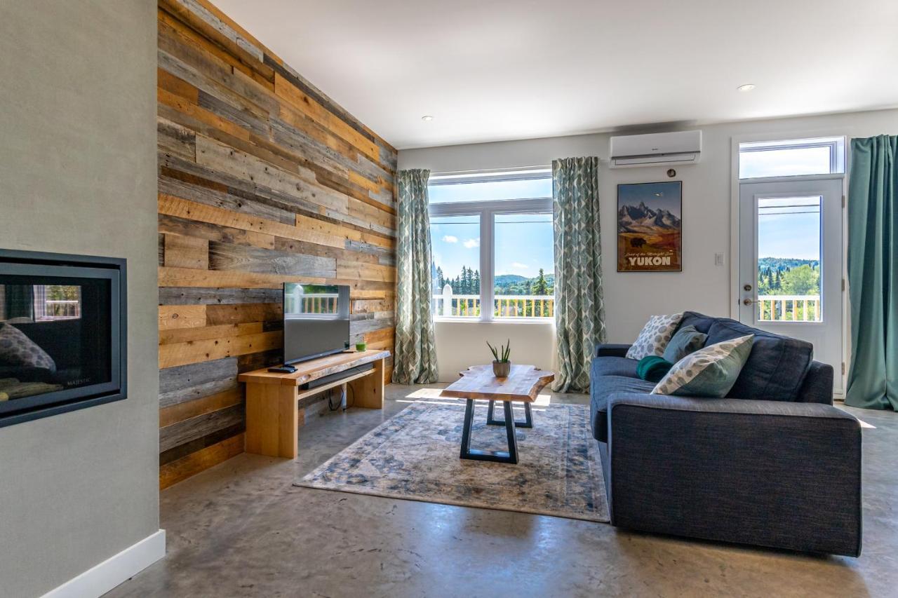 Hotel-Appartements De La Gare Val-David Bagian luar foto