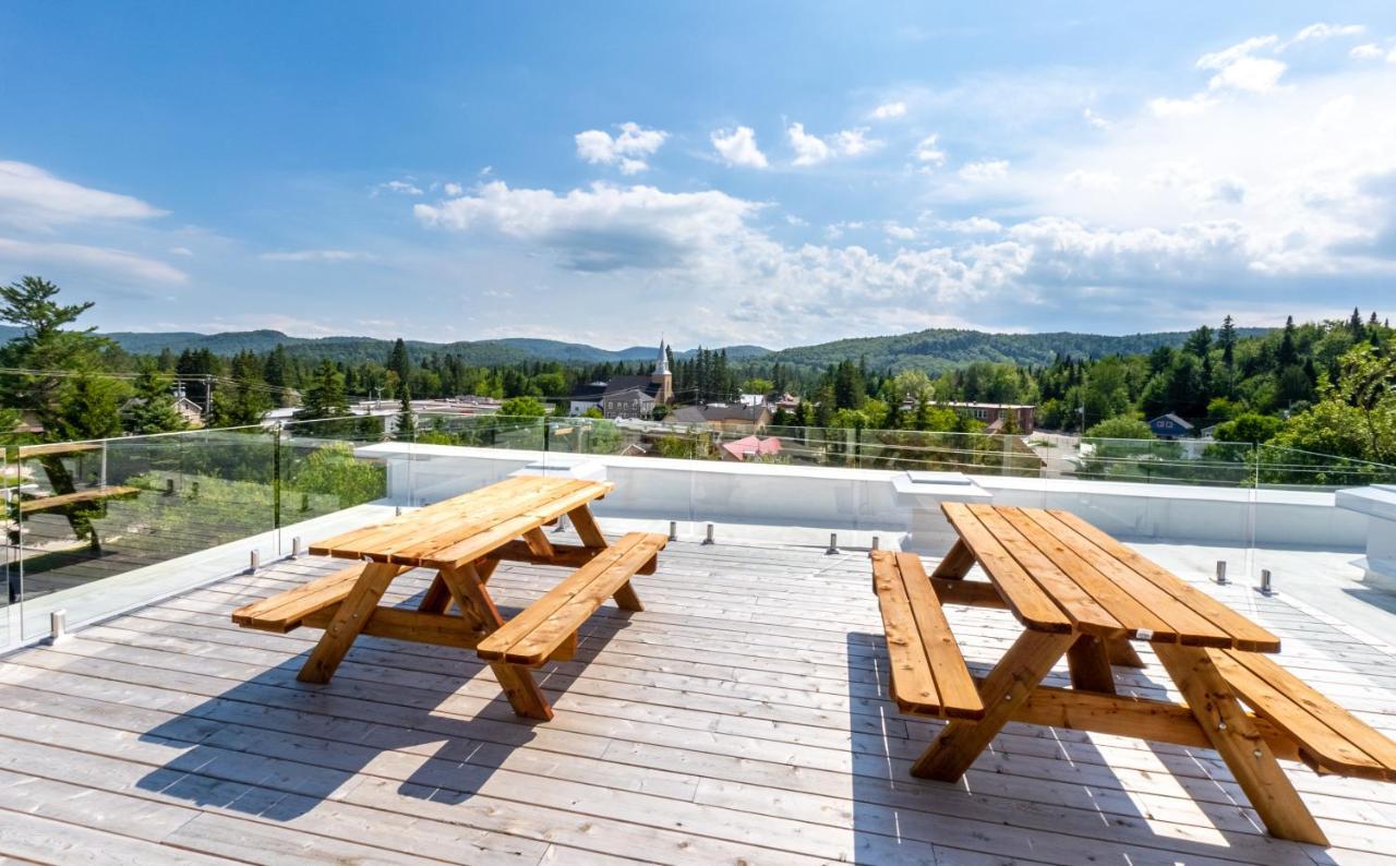 Hotel-Appartements De La Gare Val-David Bagian luar foto