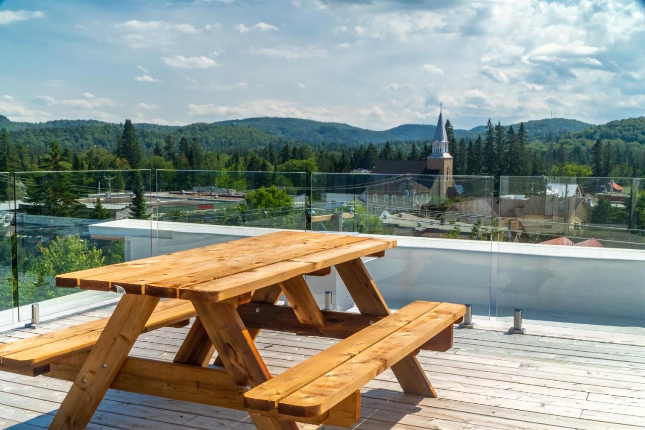 Hotel-Appartements De La Gare Val-David Bagian luar foto