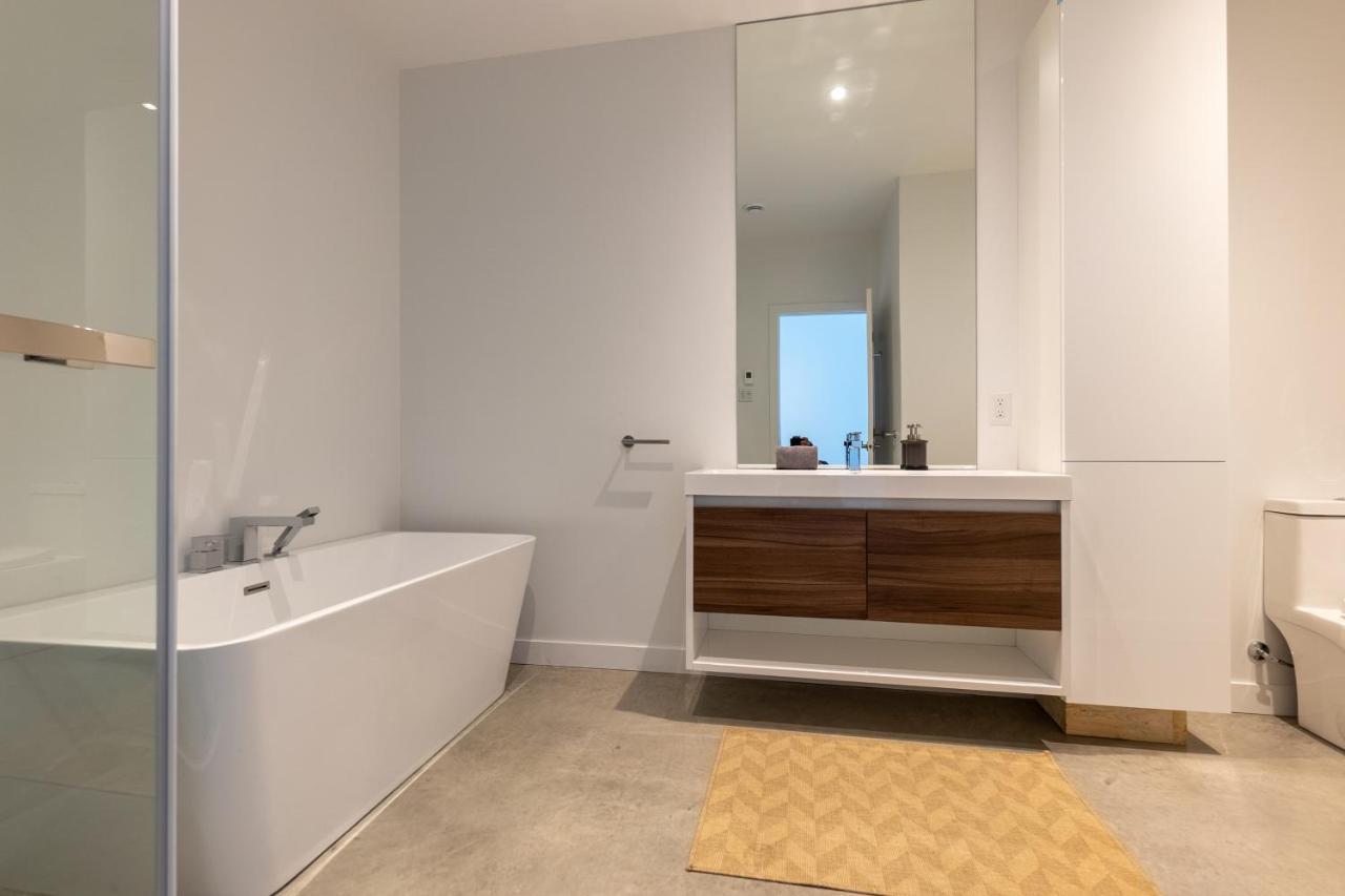 Hotel-Appartements De La Gare Val-David Bagian luar foto