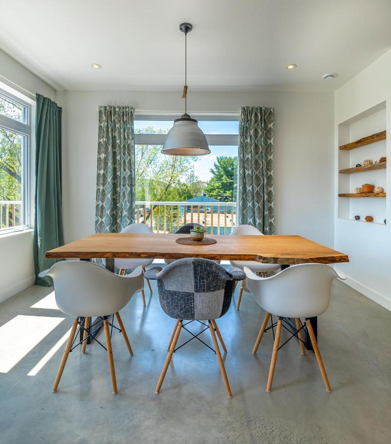 Hotel-Appartements De La Gare Val-David Bagian luar foto