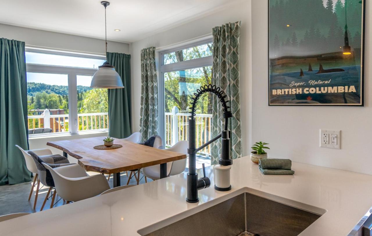 Hotel-Appartements De La Gare Val-David Bagian luar foto