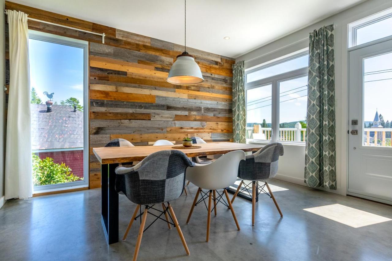 Hotel-Appartements De La Gare Val-David Bagian luar foto